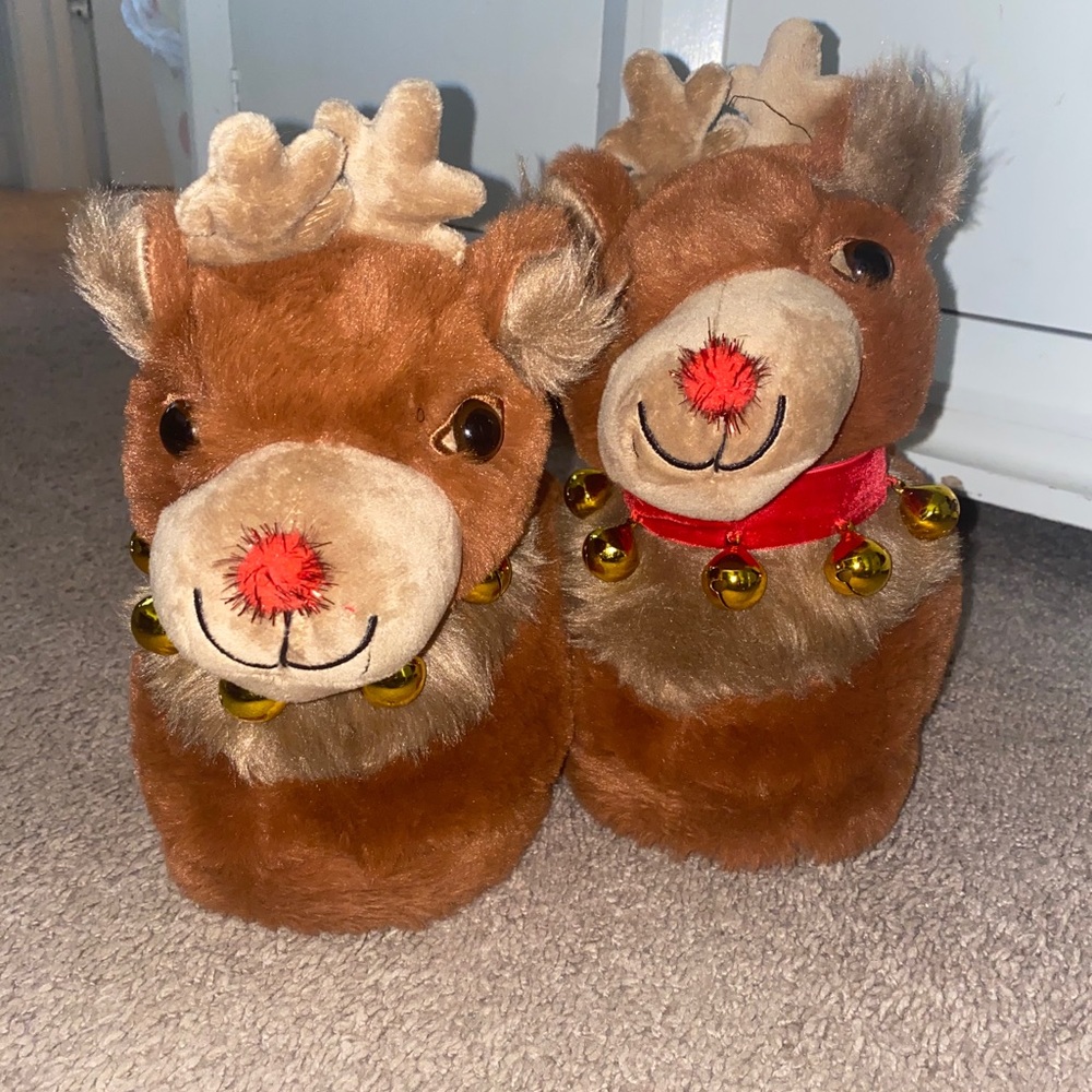 American Eagle reindeer slippers